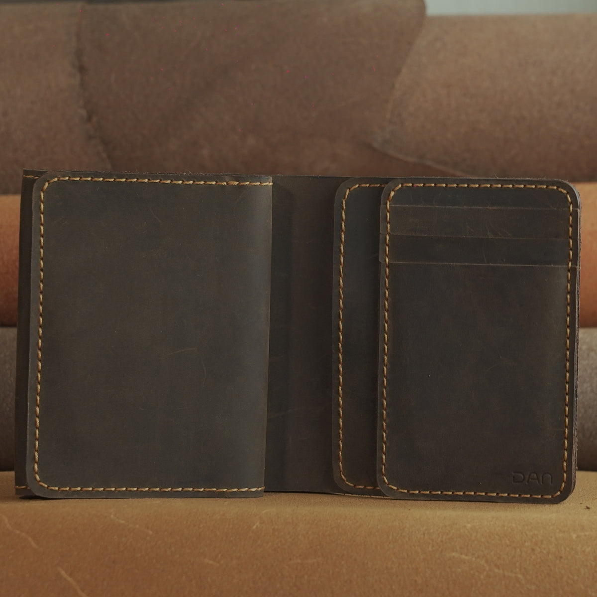 Vertical Waxed Cowhide Wallet