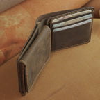 Leather Bifold Wallet with Magnetic Flap Card Pocket