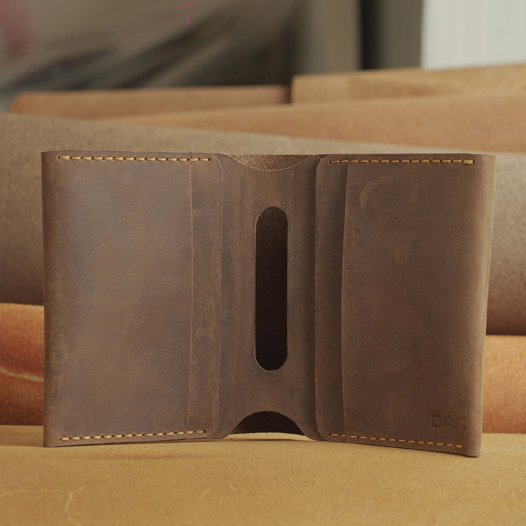 Compact Vertical Waxed Cowhide Wallet