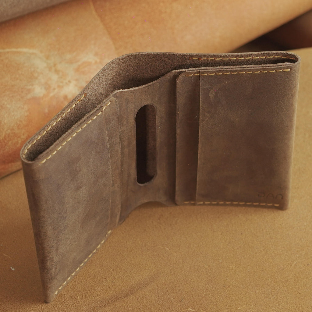 Compact Vertical Waxed Cowhide Wallet