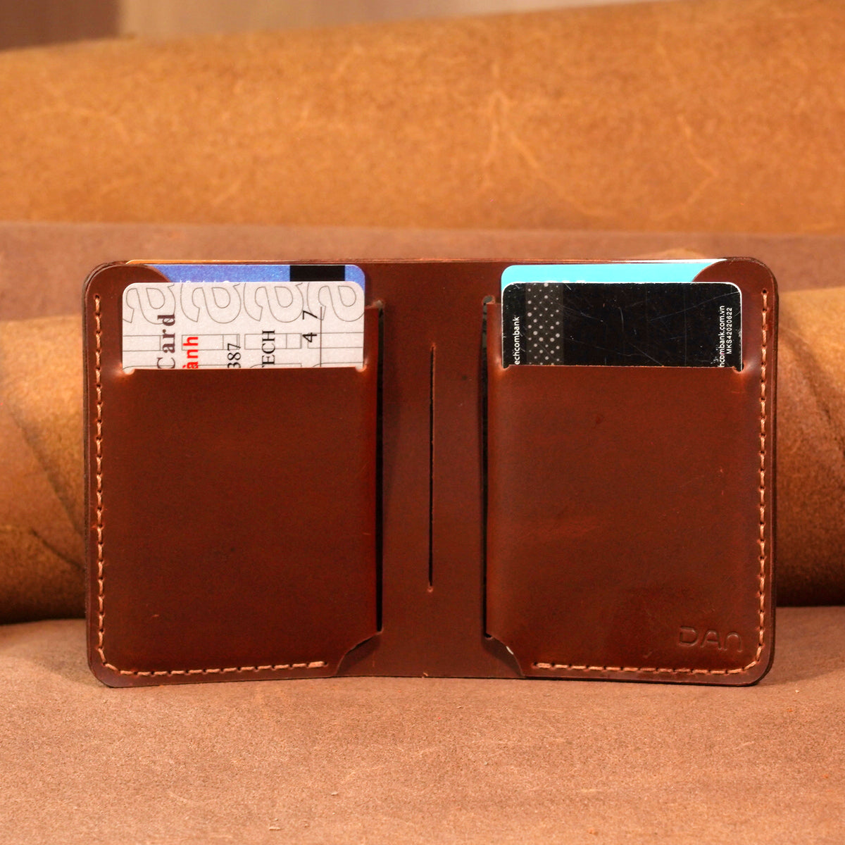 Cowhide Bifold Wallet with 6 Card Slots