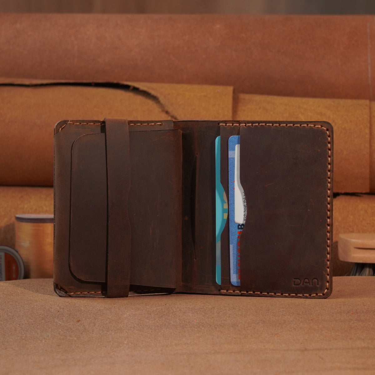 High-Capacity Leather Bifold Wallet with Tuck-Flap Card Pocket