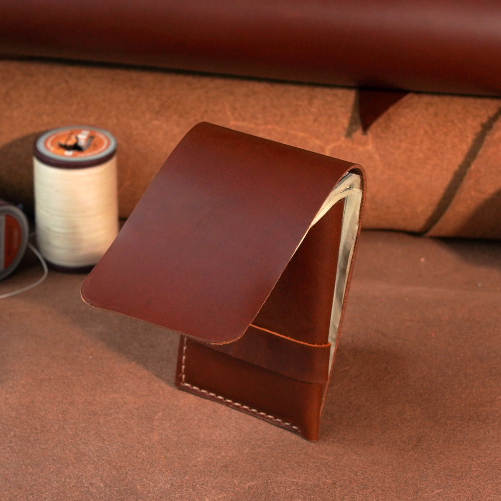 Minimalist Vertical Leather Tuck Wallet with Cash Pocket