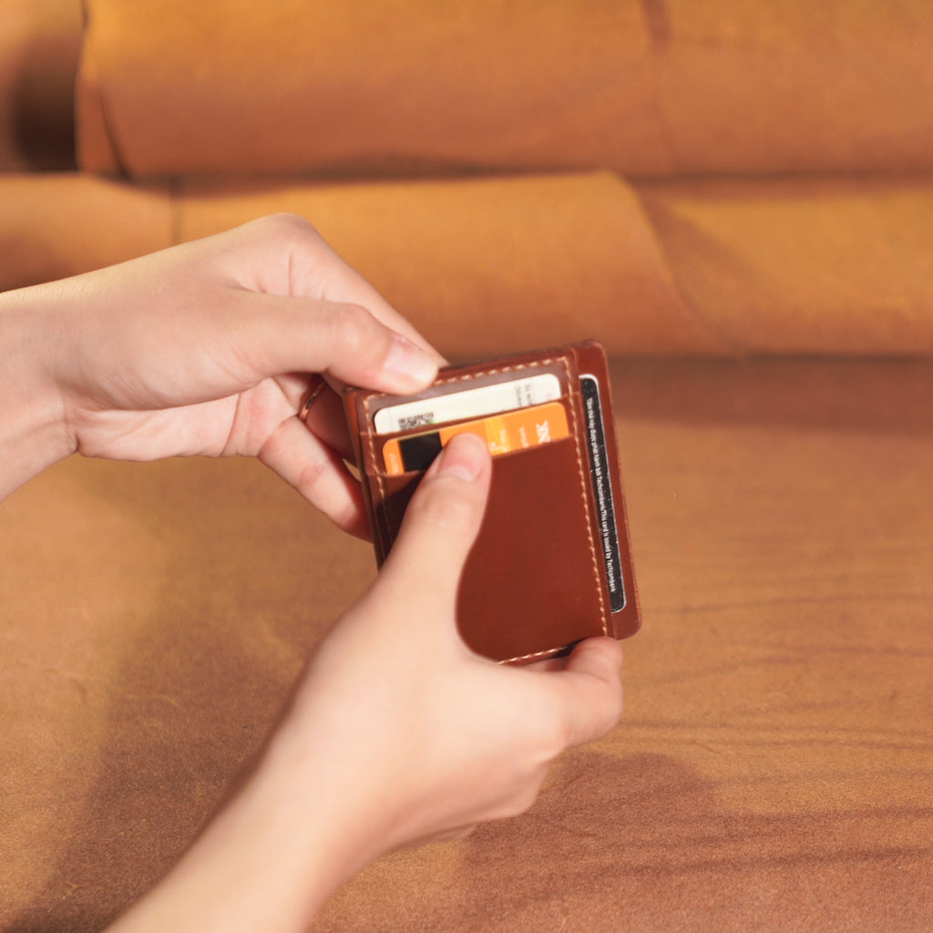 Mini Vertical Leather Card Wallet